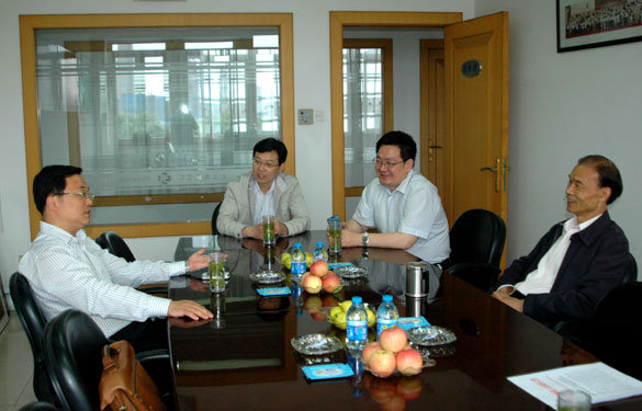 溧阳市委常委、常务副市长汤如军来必发集团调研