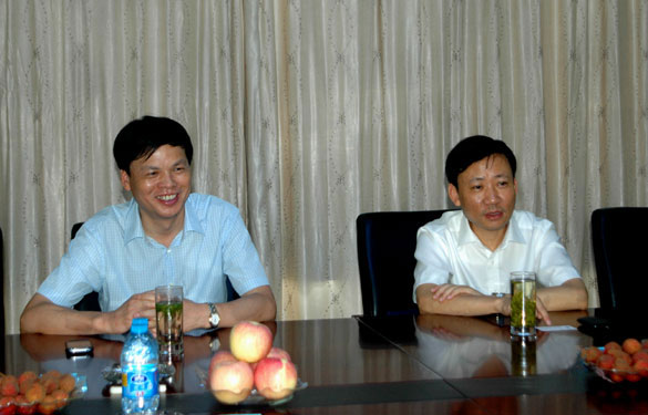 常州市公安局副局长顾锋一行来必发集团走访