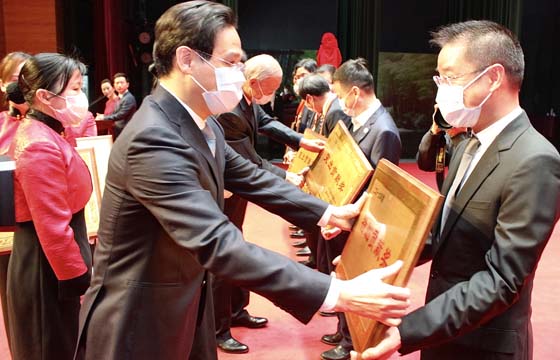 喜报频传，，，振奋人心——必发电缆连获殊荣