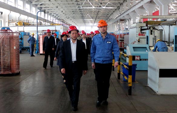 2016年3月28日，，，，，，山东省新泰市党政代表团一行来必发电缆旅行