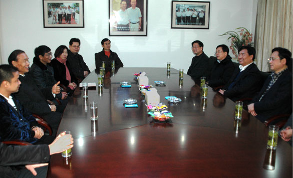 溧阳市委书记盛建良一行来必发集团走访慰问