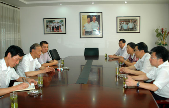 江苏省地税局副局长顾长虹来必发调研