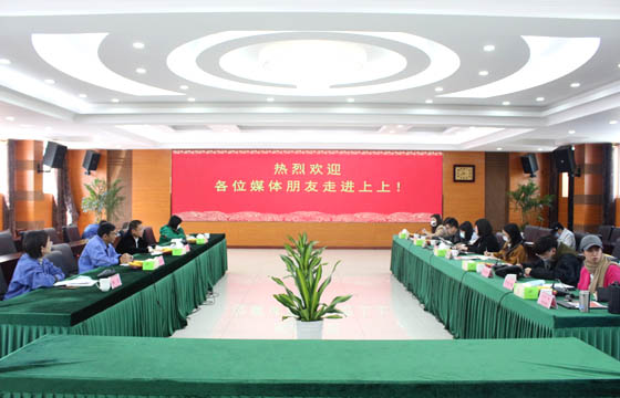 捕获新亮点，，，，，，聚焦新基建——多家媒体走进必发电缆