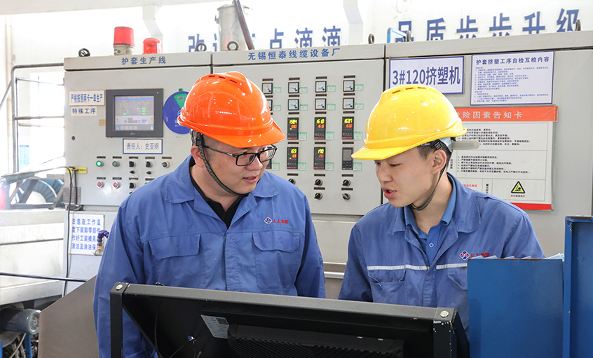 信心如磐，，，初心不改——“品质青年”施旭晶